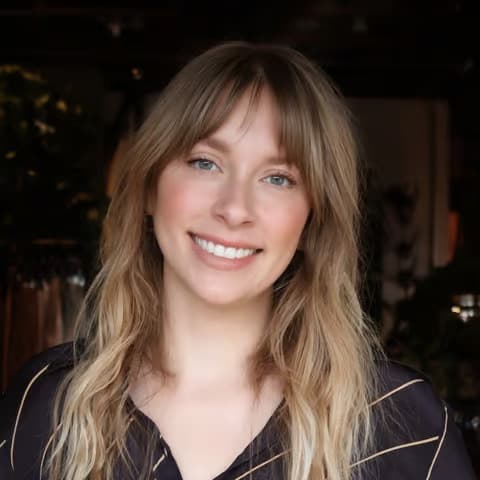 Portrait of Sofia Almeida.